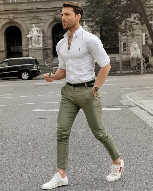 What Color Shirt Goes With Grey Pants? (With Pics) • Ready Sleek