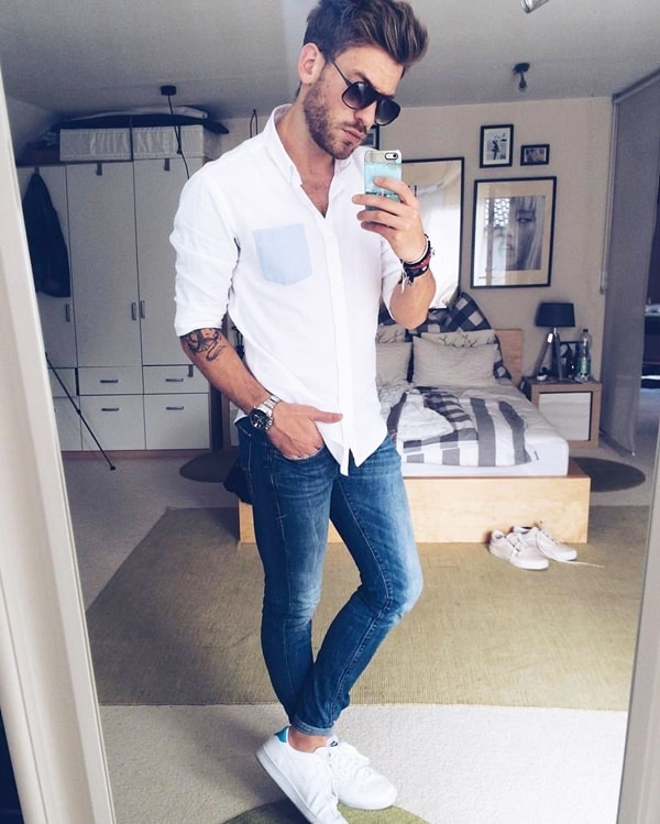 white shirt with blue jeans and white shoes