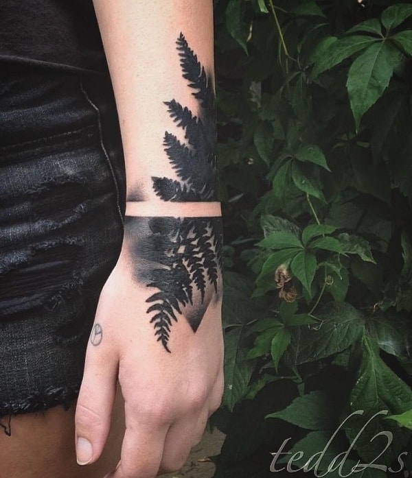 55 Gorgeous Negative Space Tattoo Designs and Ideas  Fashion Hombre
