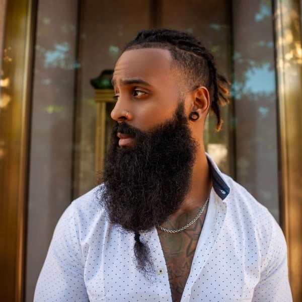 Featured image of post Beard Styles For Black Men 2021 / • long beard style for men enhances the overall appearance of a healthy face.