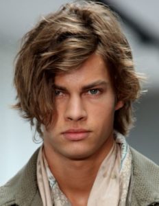 50 Fresh Hairstyles For Men With Round Faces – Fashion Hombre